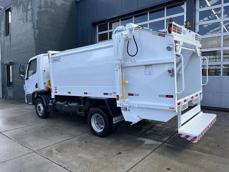 Mercedes-Benz Accelo 815 4x2 Garbage Compactor (2 units) Accelo 815 4x2 Garbage Compactor (2 units) - Боклукчийска кола: снимка 3 Mercedes-Benz Accelo 815 4x2 Garbage Compactor (2 units) Accelo 815 4x2 Garbage Compactor (2 units) - Боклукчийска кола: снимка 3