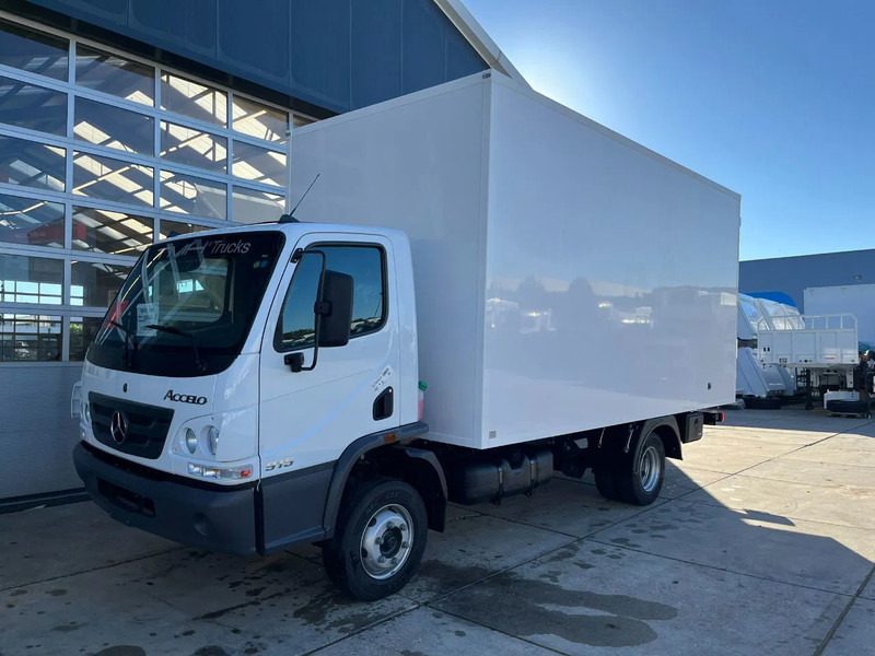 Mercedes-Benz Accelo 915 4x2 Closed Cargo Truck - Камион фургон: снимка 1 Mercedes-Benz Accelo 915 4x2 Closed Cargo Truck - Камион фургон: снимка 1