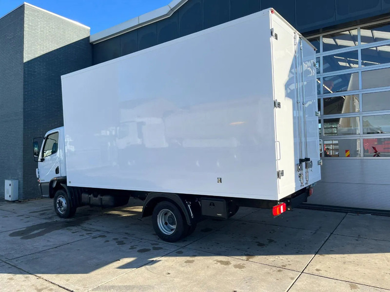 Mercedes-Benz Accelo 915 4x2 Closed Cargo Truck - Камион фургон: снимка 3 Mercedes-Benz Accelo 915 4x2 Closed Cargo Truck - Камион фургон: снимка 3