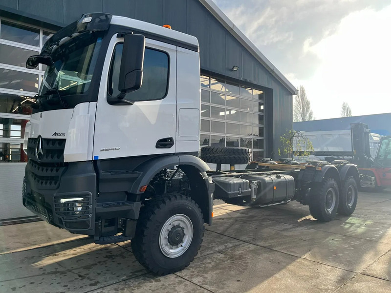 Mercedes-Benz Arocs 3340 A 6x6 Chassis cabin - Шаси кабина: снимка 1 Mercedes-Benz Arocs 3340 A 6x6 Chassis cabin - Шаси кабина: снимка 1
