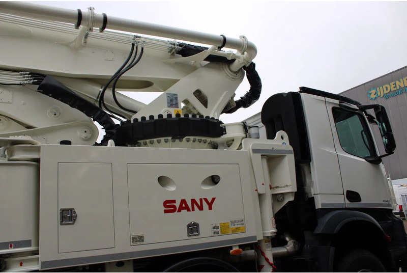 Mercedes-Benz Arocs 4140 8x4 Sany SY43 Concrete pump Build by Putzmeister - Бетон помпа: снимка 5 Mercedes-Benz Arocs 4140 8x4 Sany SY43 Concrete pump Build by Putzmeister - Бетон помпа: снимка 5