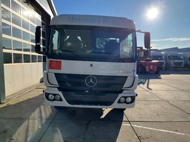 Mercedes-Benz Atego 1418 4x2 Fuel Tank Truck - Камион цистерна: снимка 4 Mercedes-Benz Atego 1418 4x2 Fuel Tank Truck - Камион цистерна: снимка 4