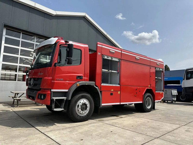 Mercedes-Benz Atego 1725 4×4 Fire Fighting Truck - Пожарна кола: снимка 2 Mercedes-Benz Atego 1725 4×4 Fire Fighting Truck - Пожарна кола: снимка 2