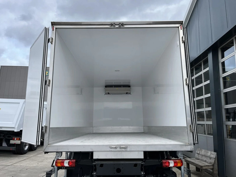 Лизинг на Mercedes-Benz Atego 1725 4x4 Refrigerator Truck (6 units) Mercedes-Benz Atego 1725 4x4 Refrigerator Truck (6 units): снимка 13