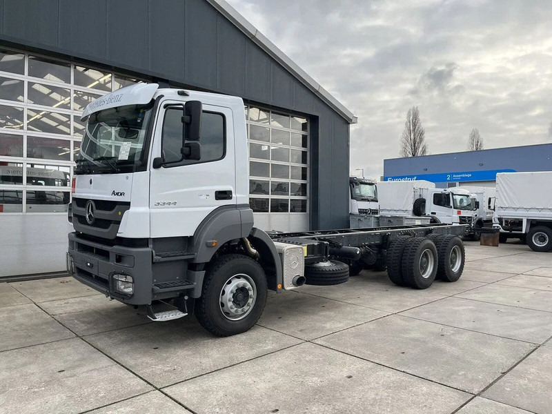 Mercedes-Benz Axor 3344 6x4 Chassis Cabin - Шаси кабина: снимка 1 Mercedes-Benz Axor 3344 6x4 Chassis Cabin - Шаси кабина: снимка 1