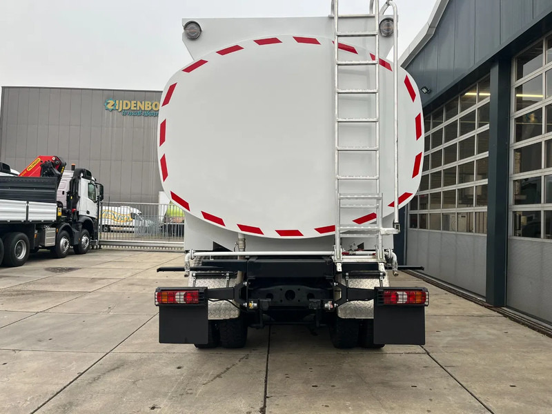 Mercedes-Benz Axor 3344 6x4 Water Tank Truck - Камион цистерна: снимка 5 Mercedes-Benz Axor 3344 6x4 Water Tank Truck - Камион цистерна: снимка 5