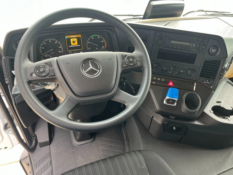 Лизинг на Mercedes-Benz Actros 3348 S 6x4 Tractor Head Mercedes-Benz Actros 3348 S 6x4 Tractor Head: снимка 20