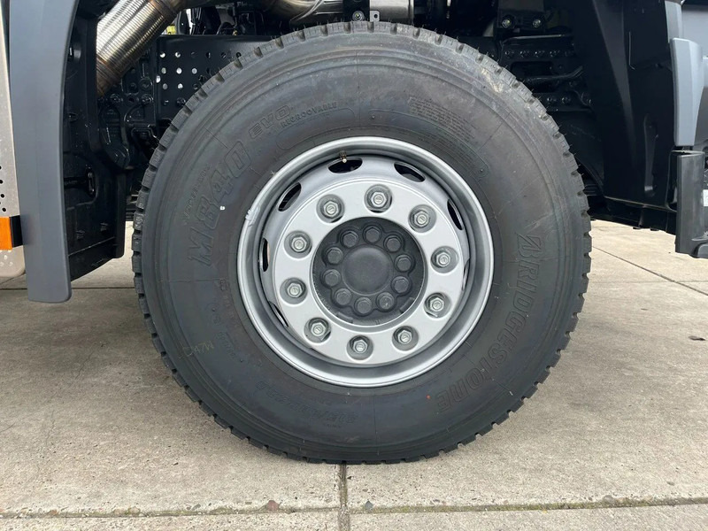 Лизинг на Mercedes-Benz Actros 3348 S 6x4 Tractor Head Mercedes-Benz Actros 3348 S 6x4 Tractor Head: снимка 17