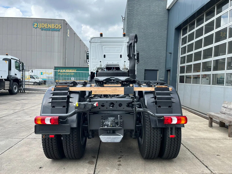 Mercedes-Benz Arocs 4058 AS 6x6 Tractor Head 180T Push Pull (Pre order) - Влекач: снимка 4 Mercedes-Benz Arocs 4058 AS 6x6 Tractor Head 180T Push Pull (Pre order) - Влекач: снимка 4
