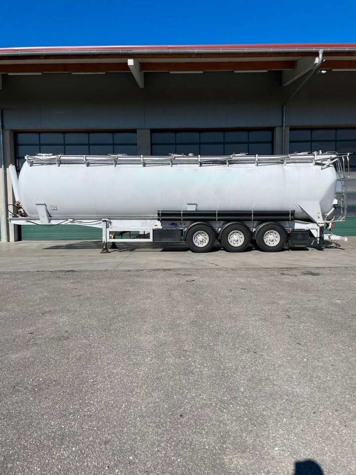 Feldbinder KIP 60 3 - Цистерна за насипни товари: снимка 1 Feldbinder KIP 60 3 - Цистерна за насипни товари: снимка 1