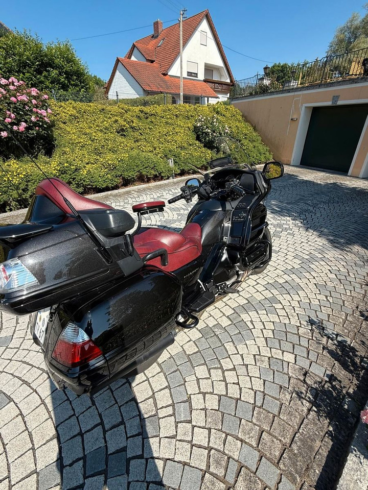 Honda GL1800 SC47*Krossline*Audio*Wilbers*SR Racing - Мотоциклет: снимка 4 Honda GL1800 SC47*Krossline*Audio*Wilbers*SR Racing - Мотоциклет: снимка 4