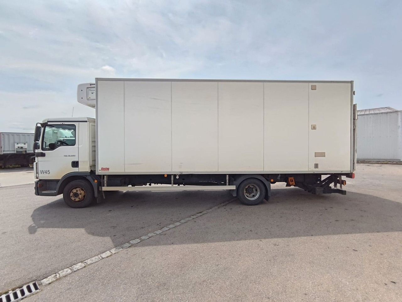 MAN TGL 12.220*Supra 1150*Bär LBW* Tiefkühler* - Рефрижератор камион: снимка 4 MAN TGL 12.220*Supra 1150*Bär LBW* Tiefkühler* - Рефрижератор камион: снимка 4