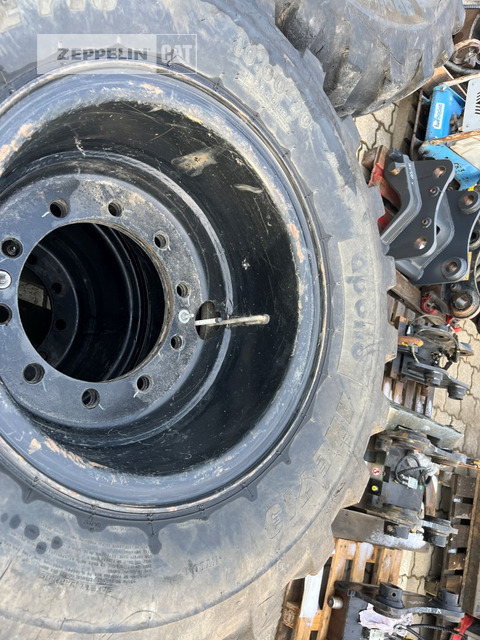 Apollo Reifen 10.00-20 - Гума за Строителна техника: снимка 3 Apollo Reifen 10.00-20 - Гума за Строителна техника: снимка 3