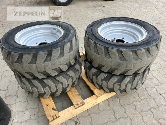 Bkt Primär-Prod. Komp. R - Гума за Строителна техника: снимка 1 Bkt Primär-Prod. Komp. R - Гума за Строителна техника: снимка 1