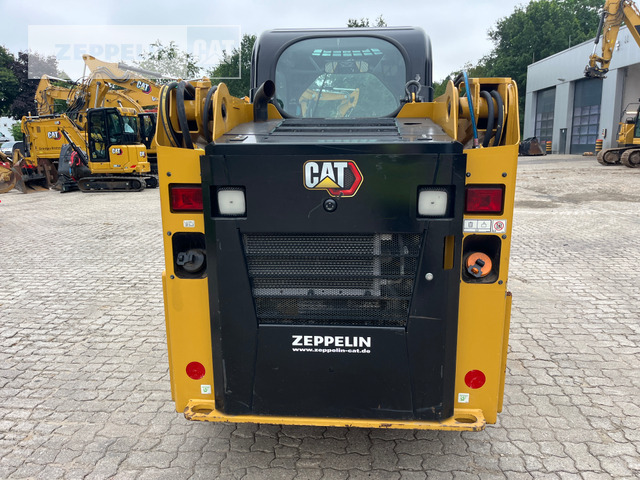Cat 226D - Мини челен товарач: снимка 4 Cat 226D - Мини челен товарач: снимка 4