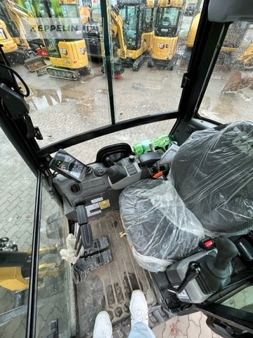 Мини багер Cat 301.8-05A: снимка 10