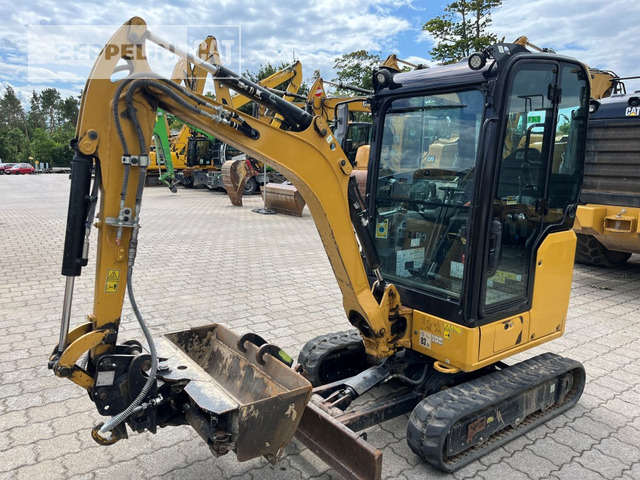 Cat 301.8-05A - Мини багер: снимка 1 Cat 301.8-05A - Мини багер: снимка 1