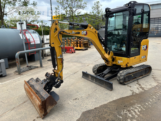 Cat 301.8-05A - Мини багер: снимка 2 Cat 301.8-05A - Мини багер: снимка 2