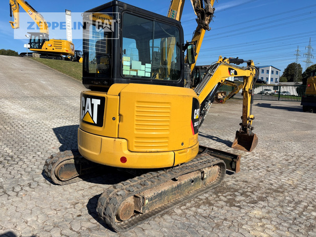Cat 303.5ECR - Мини багер: снимка 4 Cat 303.5ECR - Мини багер: снимка 4