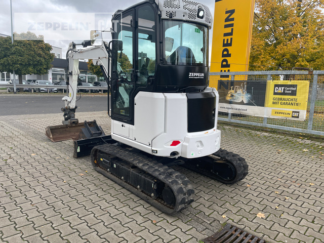 Cat 303CR-07A - Мини багер: снимка 3 Cat 303CR-07A - Мини багер: снимка 3