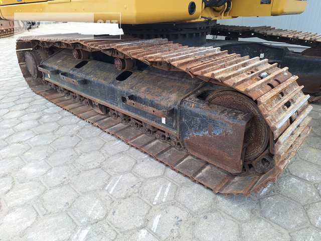 Верижен багер Cat 320GC: снимка 13