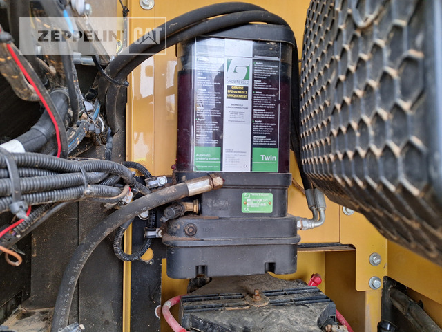 Верижен багер Cat 320GC: снимка 30