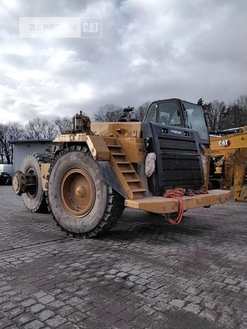 Кариерен самосвал Cat 777F: снимка 19