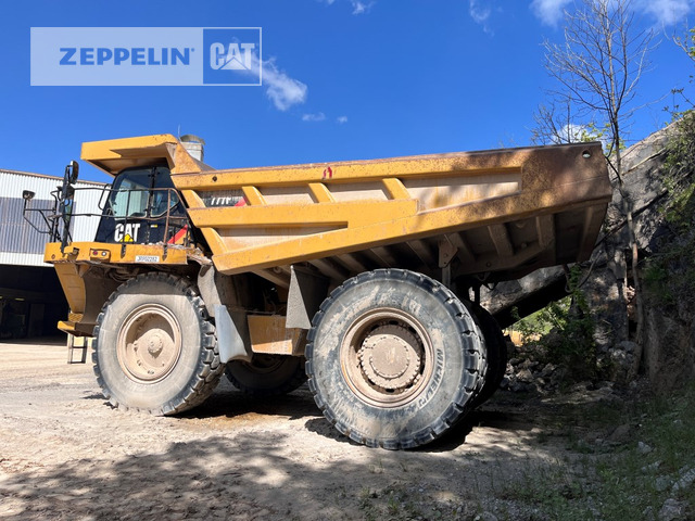 Cat 777F - Кариерен самосвал: снимка 4 Cat 777F - Кариерен самосвал: снимка 4
