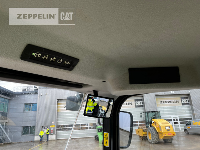 Колесен товарач Cat 907M: снимка 27