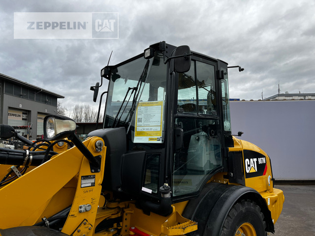 Колесен товарач Cat 907M: снимка 21