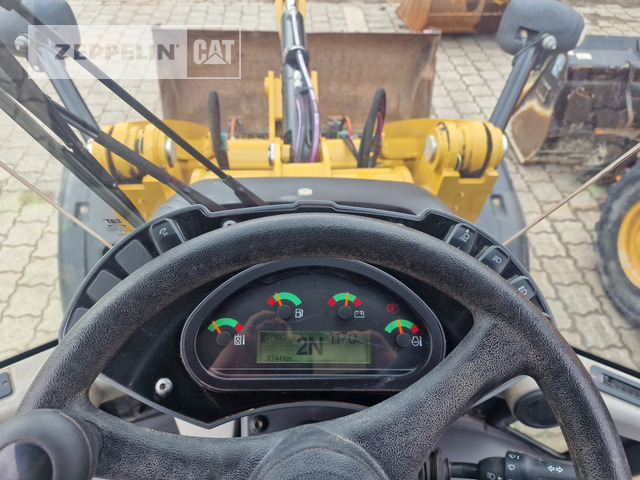 Колесен товарач Cat 907M: снимка 28