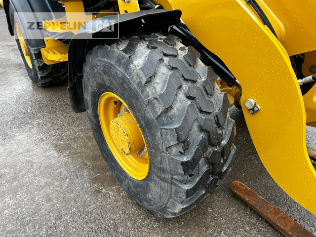 Колесен товарач Cat 907M: снимка 15