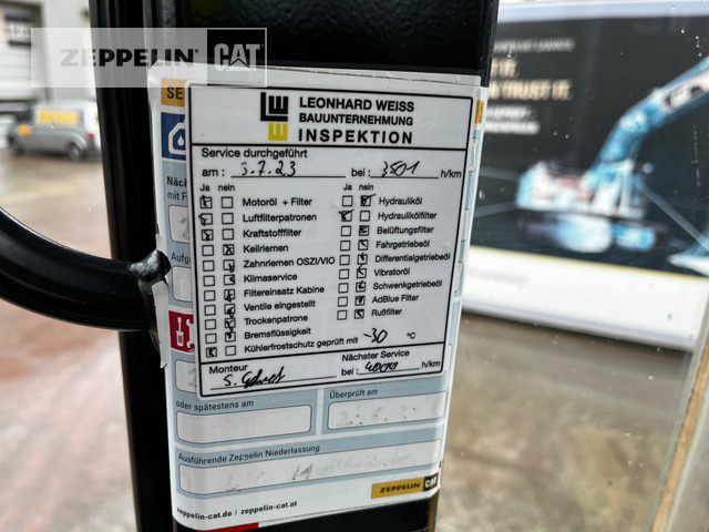 Колесен товарач Cat 907M: снимка 28