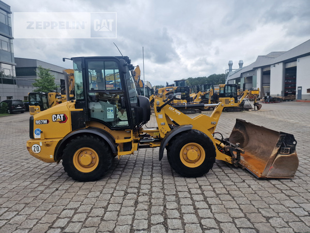Колесен товарач Cat 907M: снимка 7