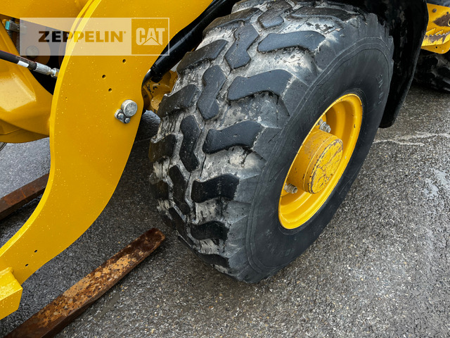 Колесен товарач Cat 907M: снимка 12