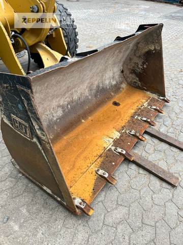 Колесен товарач Cat 908-14: снимка 9