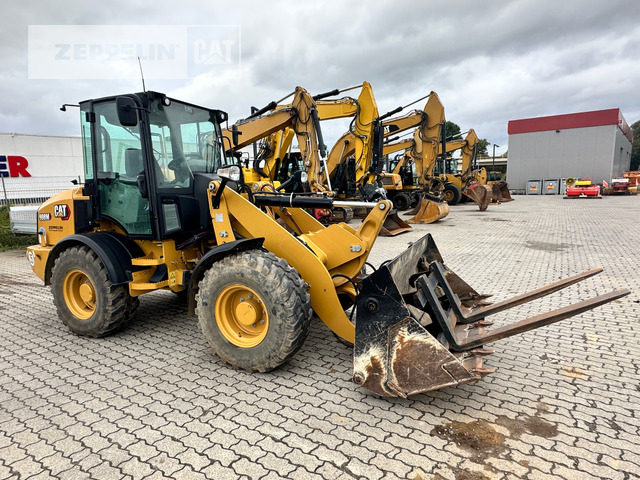 Cat 908M - Колесен товарач: снимка 4 Cat 908M - Колесен товарач: снимка 4