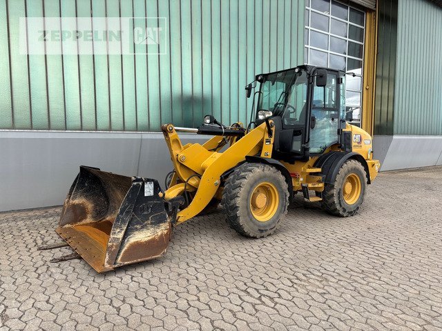 Cat 908M - Колесен товарач: снимка 4 Cat 908M - Колесен товарач: снимка 4