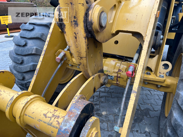 Колесен товарач Cat 918M: снимка 16