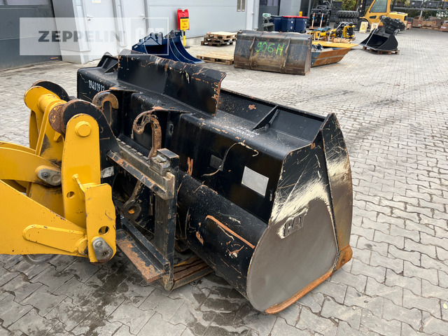 Колесен товарач Cat 918M: снимка 13