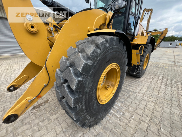 Колесен товарач Cat 926M: снимка 9
