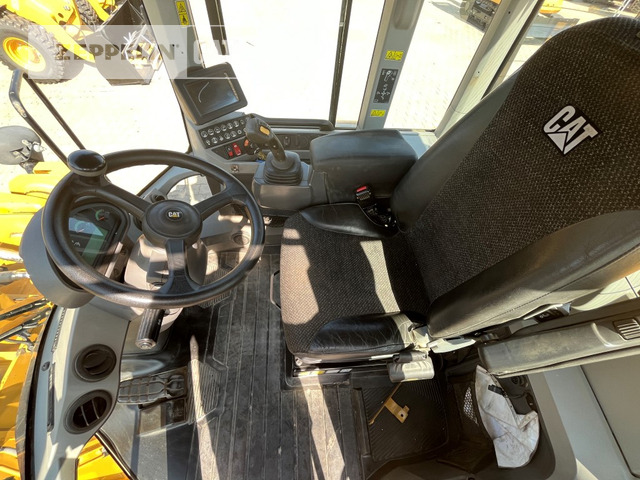 Колесен товарач Cat 938M: снимка 34