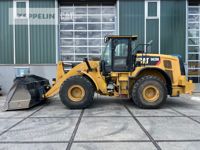 Cat 962M - Колесен товарач: снимка 2 Cat 962M - Колесен товарач: снимка 2