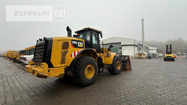 Cat 966M - Колесен товарач: снимка 4 Cat 966M - Колесен товарач: снимка 4