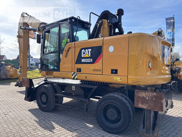 Cat MH3024-06C - Багер за манипулиране на материали: снимка 4 Cat MH3024-06C - Багер за манипулиране на материали: снимка 4