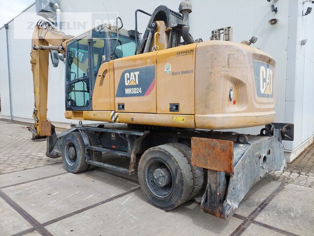 Cat MH3024-06C - Багер за манипулиране на материали: снимка 3 Cat MH3024-06C - Багер за манипулиране на материали: снимка 3