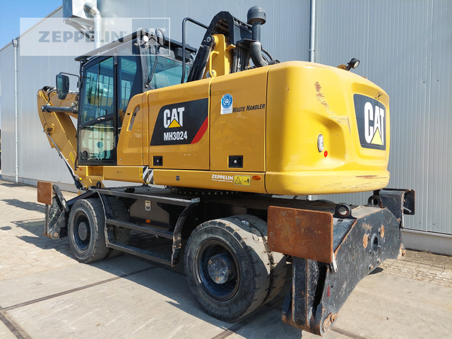 Cat MH3024-06C - Багер за манипулиране на материали: снимка 3 Cat MH3024-06C - Багер за манипулиране на материали: снимка 3