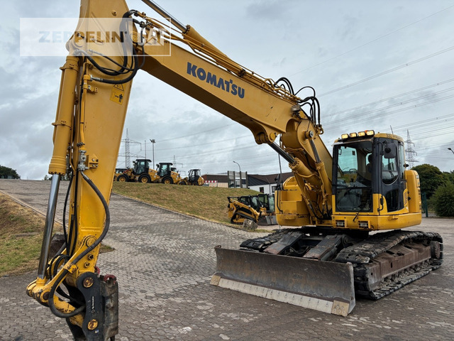 Komatsu PC228 - Верижен багер: снимка 2 Komatsu PC228 - Верижен багер: снимка 2