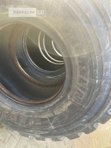 Michelin 4x 20.5R25XHA - Гума за Строителна техника: снимка 4 Michelin 4x 20.5R25XHA - Гума за Строителна техника: снимка 4