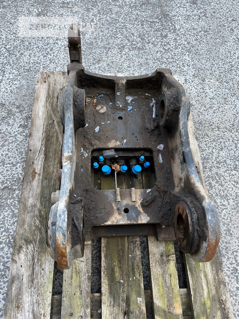 Oilquick Deutschland GmbH OQ65-M314F - Бързо сменник за Строителна техника: снимка 4 Oilquick Deutschland GmbH OQ65-M314F - Бързо сменник за Строителна техника: снимка 4